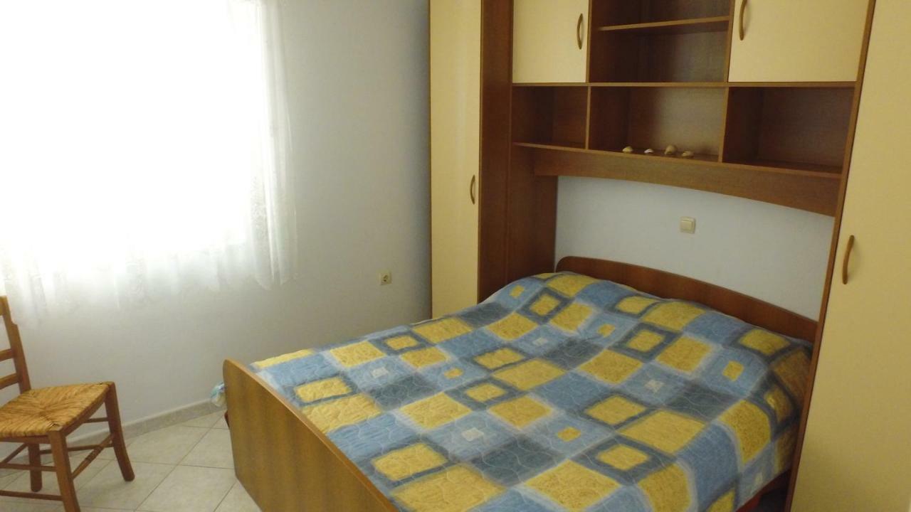 Apartment Karuza Rukavac Vis Exterior photo