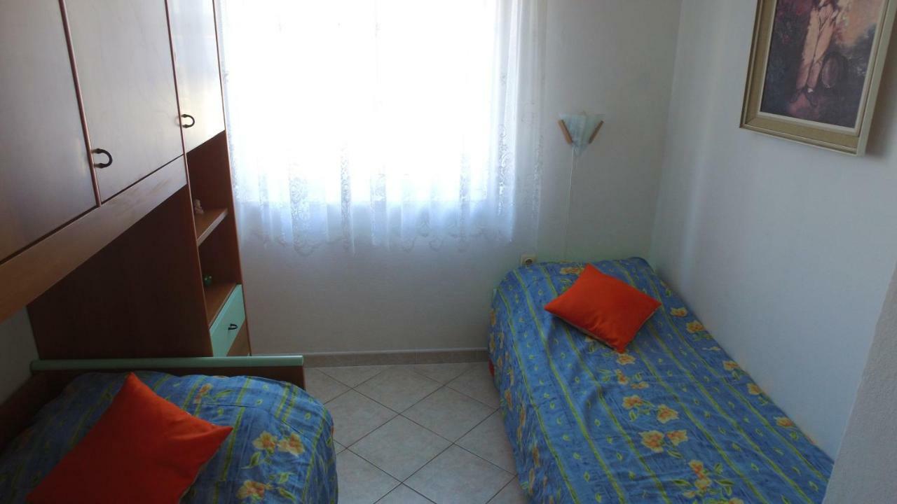 Apartment Karuza Rukavac Vis Exterior photo
